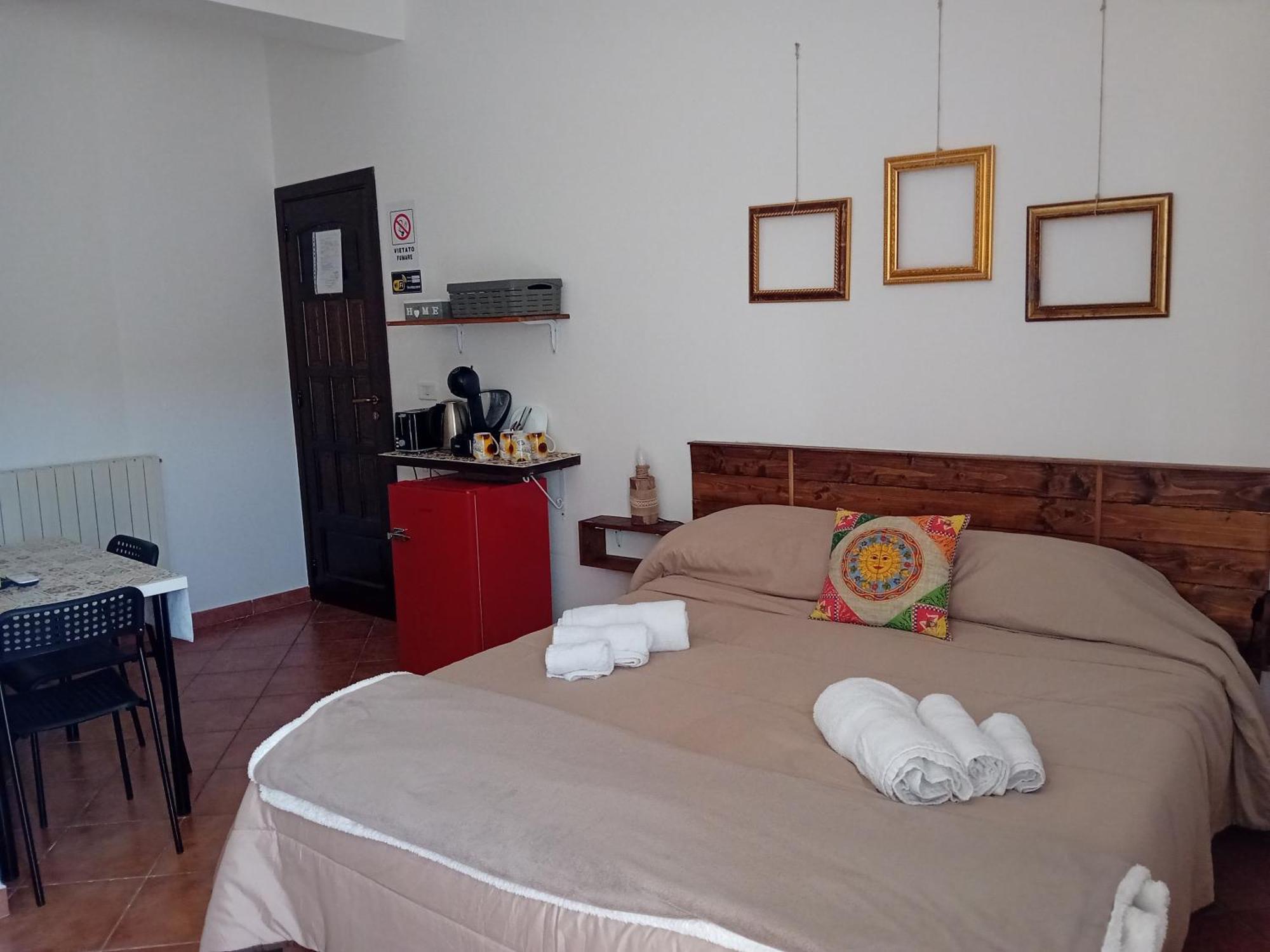 Bed & Breakfast Acquaviva Di Vullo Vincenzo Acquaviva Platani 객실 사진